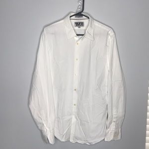 Like new men’s shirt. Size XL Fitted.